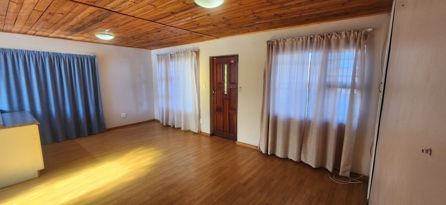 5 Bedroom Property for Sale in Dana Bay Western Cape